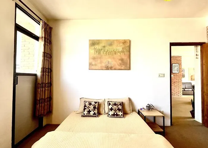 Swoyambhu Residency And Rooms- Artudio Appartamento